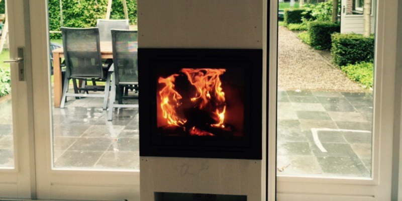 woonkamer modern stevig & rustiek inbouw front schouw verticaal hout beige 