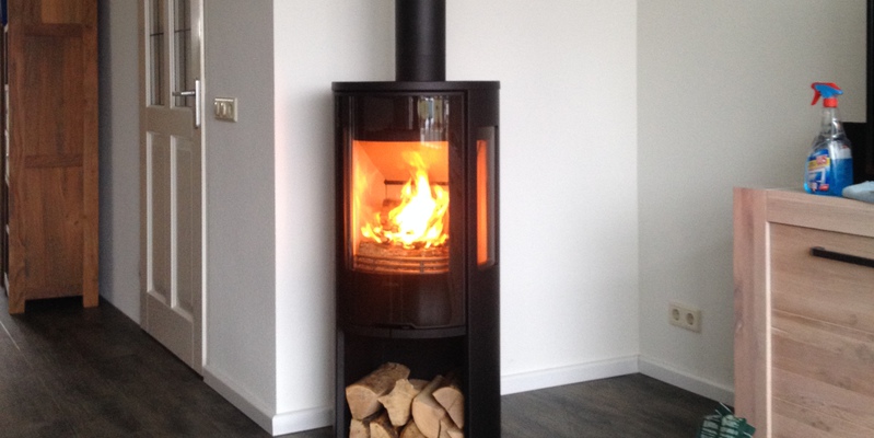 hip & happening woonkamer modern zwart driezijdig vrijstaand rond hout 