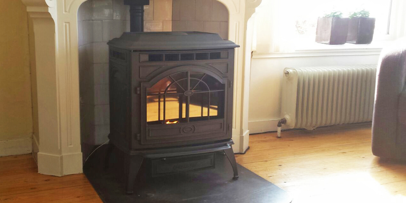 woonkamer vierkant front schouw zwart klassiek sfeervol & klassiek vrijstaand pellet 