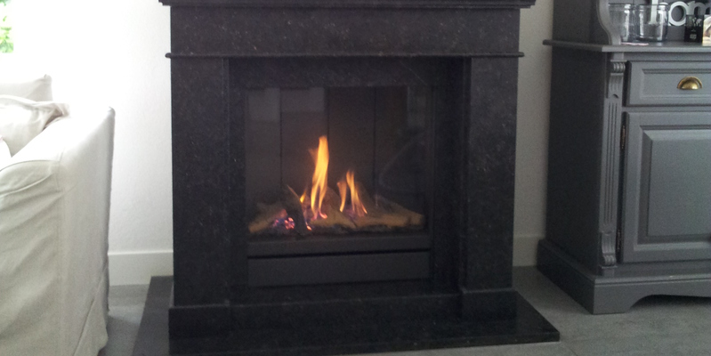 hip & happening woonkamer modern vierkant inbouw front schouw zwart gas 