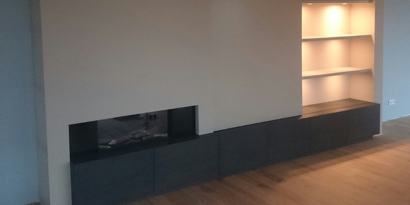 woonkamer modern inbouw front zwart rechthoek licht & sprankelend gas 