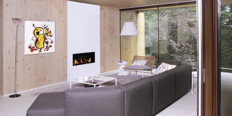 woonkamer modern inbouw front zwart rechthoek licht & sprankelend gas 