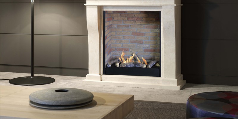 woonkamer modern vierkant inbouw front schouw gas sfeervol & klassiek steenmotief 