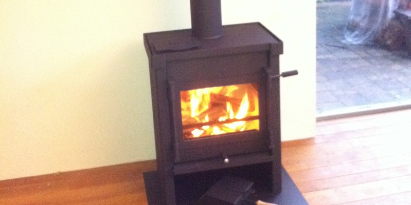 woonkamer modern stevig & rustiek front zwart verticaal vrijstaand hout 