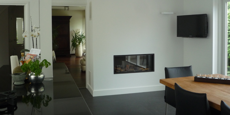 hip & happening woonkamer modern doorkijk inbouw rechthoek gas wit 