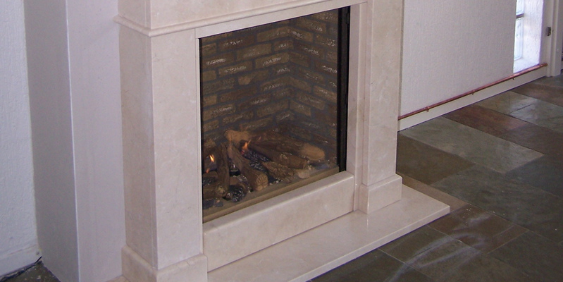 woonkamer vierkant inbouw front schouw gas klassiek sfeervol & klassiek steenmotief 