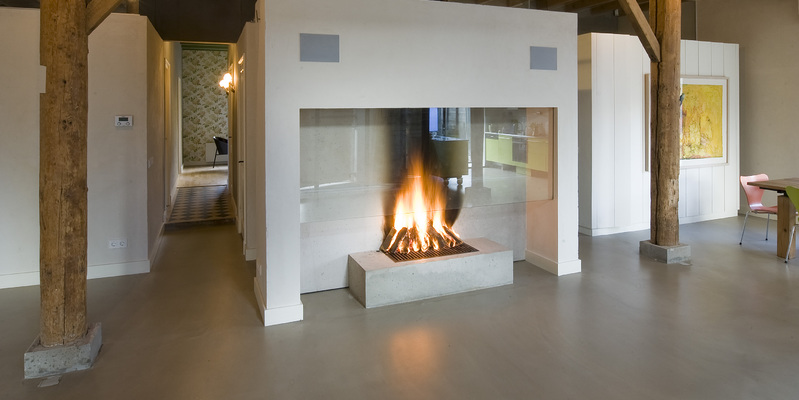 woonkamer modern stevig & rustiek front schouw rechthoek hout wit grijs open vuur 