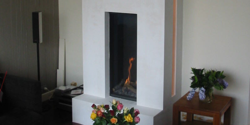 woonkamer modern inbouw front zwart licht & sprankelend gas verticaal 