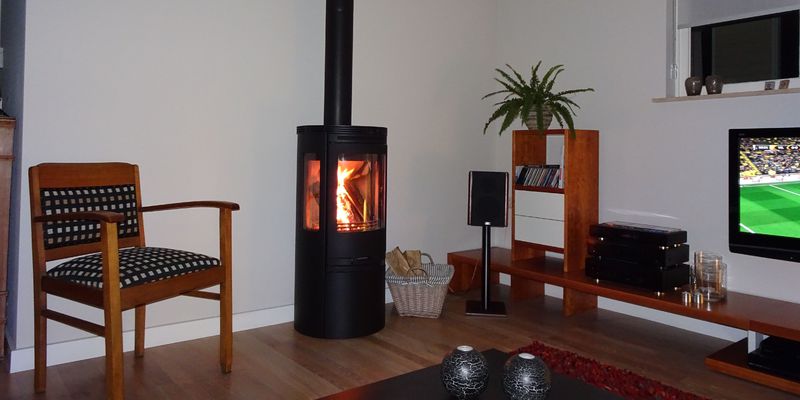 woonkamer modern stevig & rustiek zwart driezijdig verticaal vrijstaand hout 