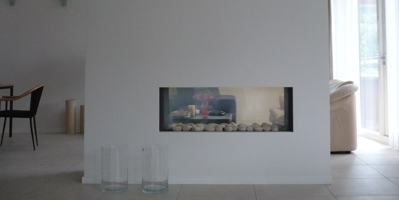 hip & happening woonkamer modern doorkijk inbouw zwart gas rechthoekig 