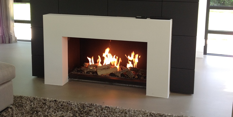 hip & happening woonkamer modern inbouw front rechthoek gas zwart wit 