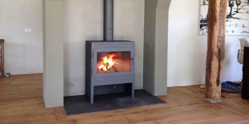 woonkamer modern stevig & rustiek front schouw zwart rechthoek vrijstaand hout 