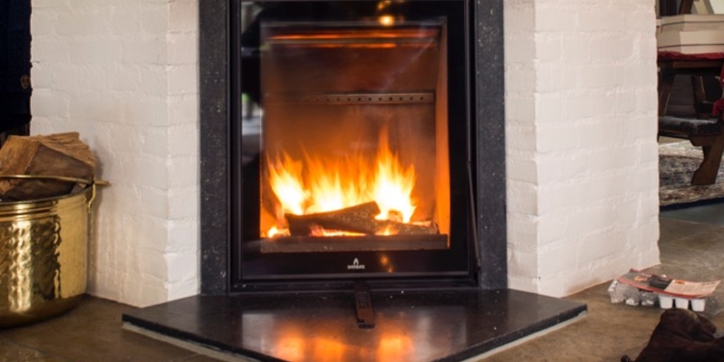 woonkamer front zwart rechthoek klassiek sfeervol & klassiek hout inbouw met liftdeur 