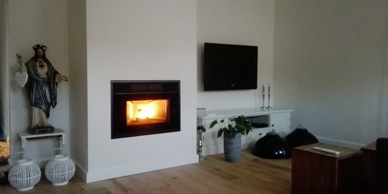 hip & happening woonkamer modern inbouw front zwart rechthoek pellet 