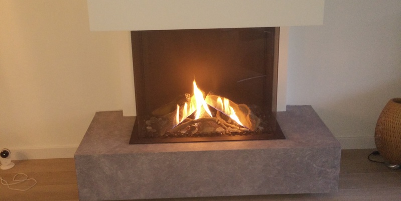 woonkamer modern vierkant stevig & rustiek inbouw zwart driezijdig hout plateau  