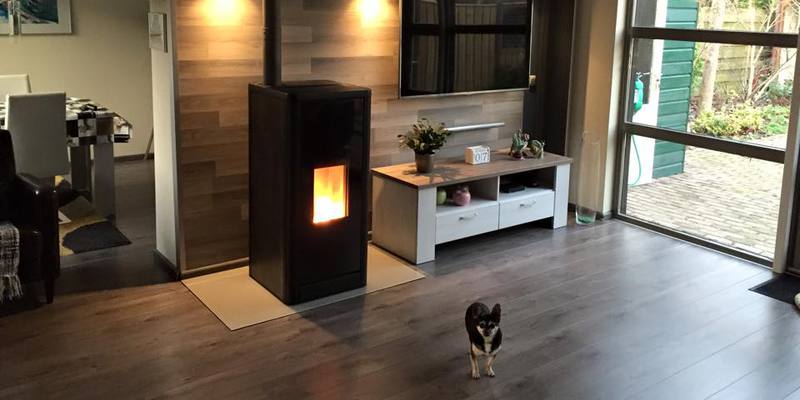 woonkamer modern stevig & rustiek front zwart rechthoek vrijstaand pellet 