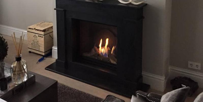 woonkamer vierkant inbouw front schouw zwart gas klassiek sfeervol & klassiek 