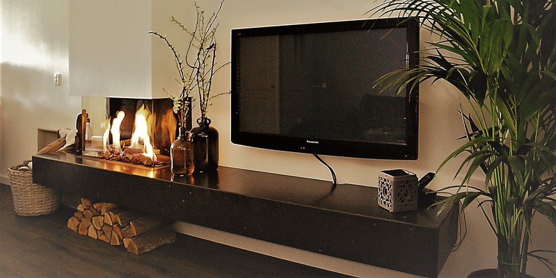 woonkamer modern stevig & rustiek zwart driezijdig gas verticaal hangend plateau  