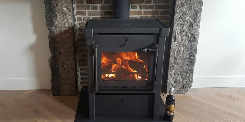 woonkamer modern vierkant stevig & rustiek front schouw zwart vrijstaand hout 