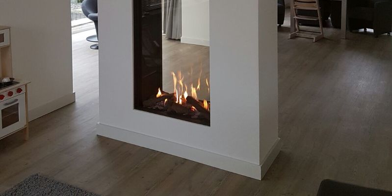 woonkamer modern doorkijk inbouw schouw licht & sprankelend gas wit rechthoekig 