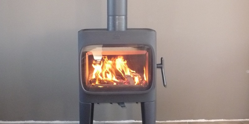 hip & happening woonkamer modern vierkant front zwart vrijstaand hout 