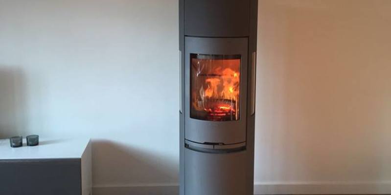 hip & happening woonkamer modern grijs front vrijstaand hout half rond plateau  