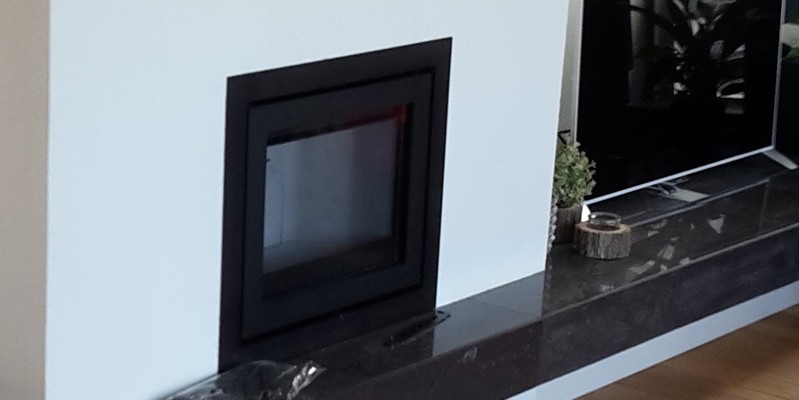 woonkamer modern stevig & rustiek front zwart rechthoek hout inzet plateau  