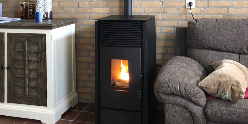 woonkamer modern stevig & rustiek front zwart rechthoek vrijstaand pellet 