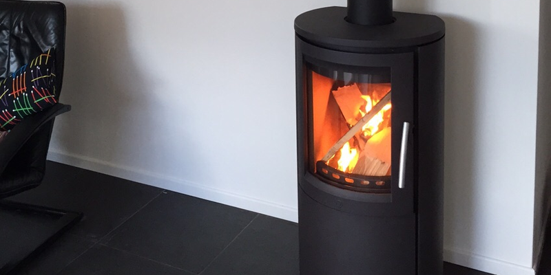 woonkamer modern stevig & rustiek front zwart vrijstaand hout half rond 