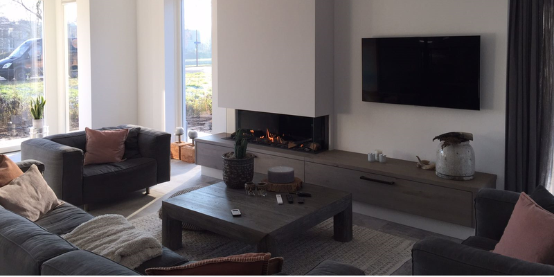 woonkamer modern inbouw zwart rechthoek licht & sprankelend driezijdig gas plateau  