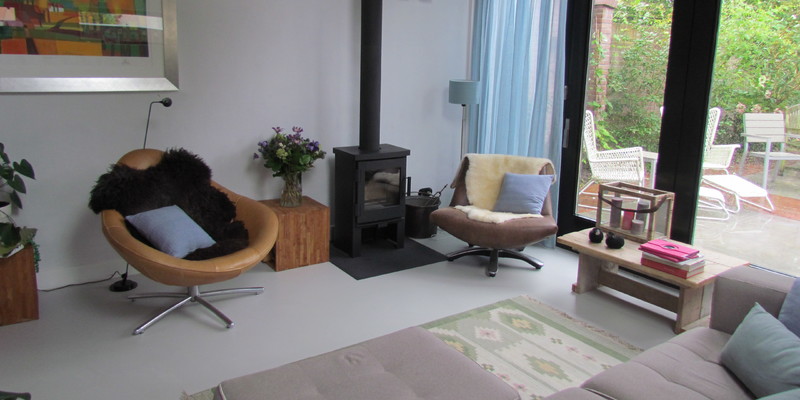 woonkamer modern front zwart rechthoek licht & sprankelend vrijstaand hout 