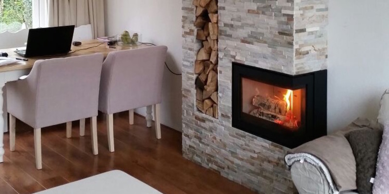 hip & happening woonkamer modern vierkant inbouw zwart hout hoek 