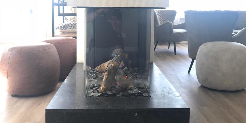 hip & happening woonkamer modern inbouw zwart driezijdig gas hoekig plateau  