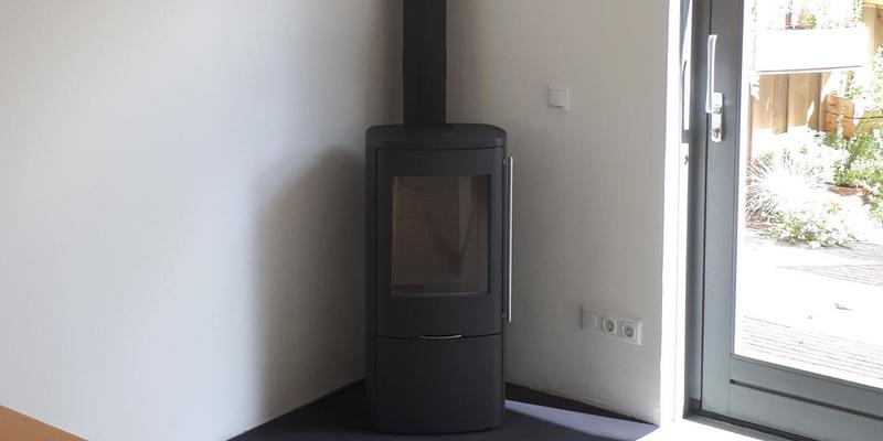 hip & happening woonkamer front zwart klassiek vrijstaand hout afgerond 