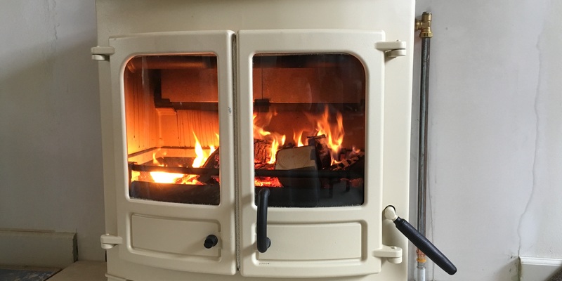 woonkamer modern front wit sfeervol & klassiek vrijstaand hout afgerond 