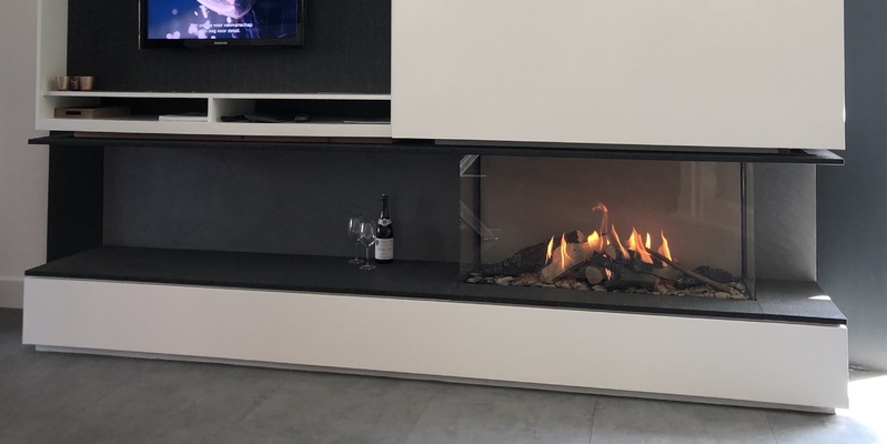 hip & happening woonkamer modern inbouw zwart rechthoek driezijdig gas 