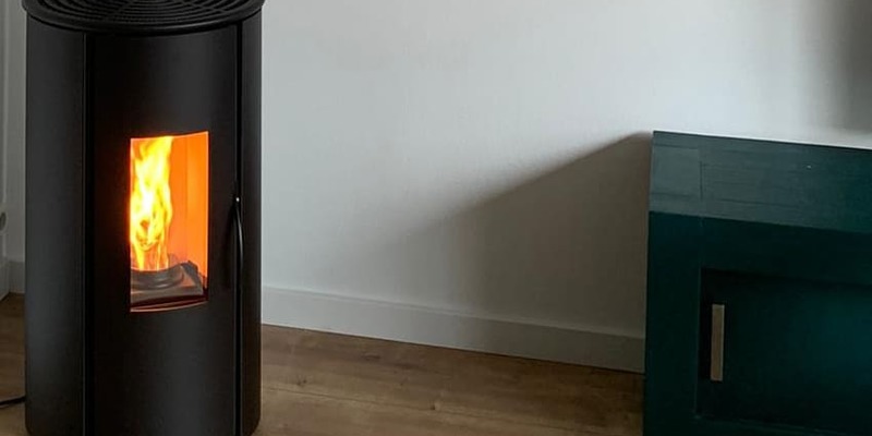 hip & happening woonkamer modern front zwart vrijstaand rond pellet 